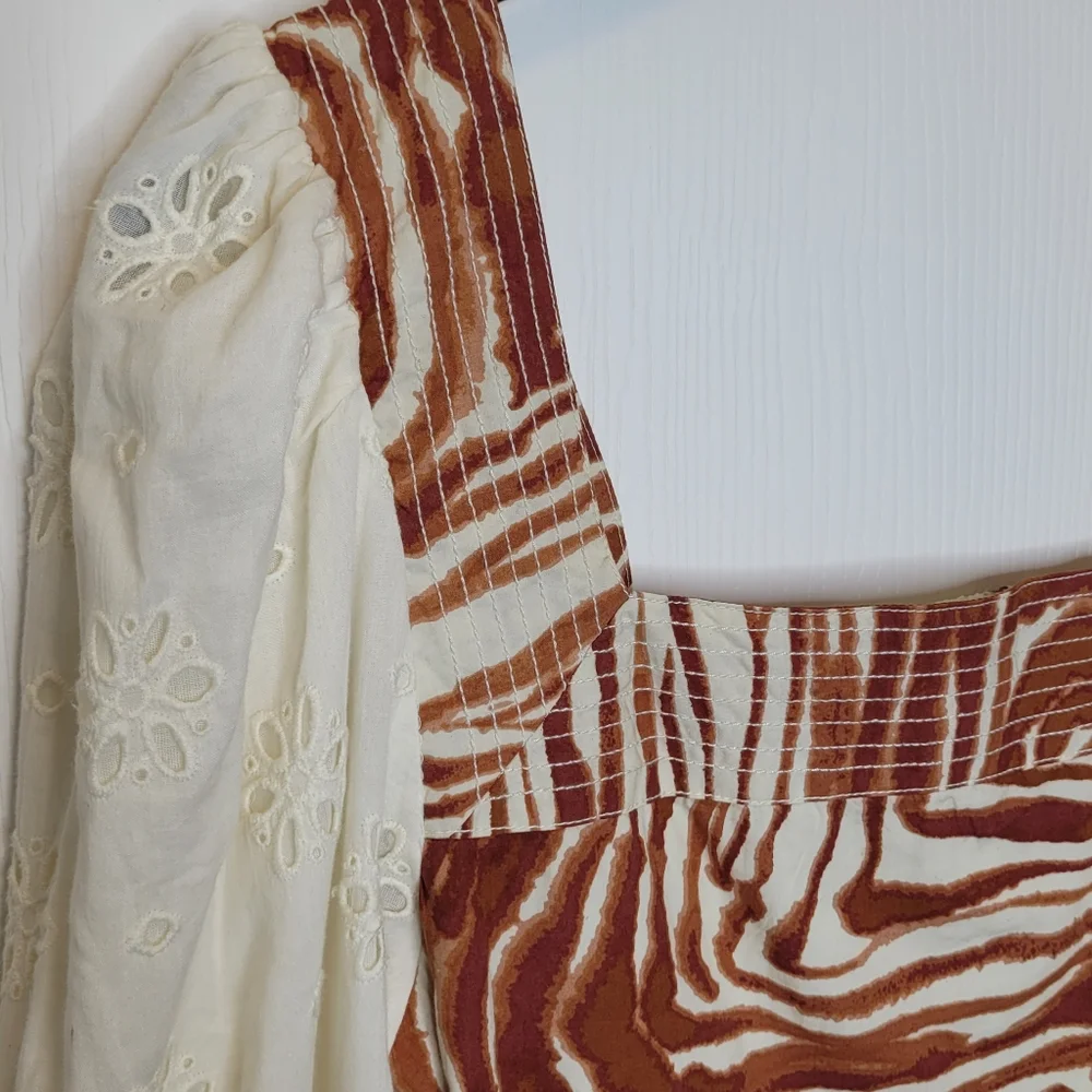 Anthropologie Love The Label Puff Sleeve Smocked Zebra Top XS White Eyelet